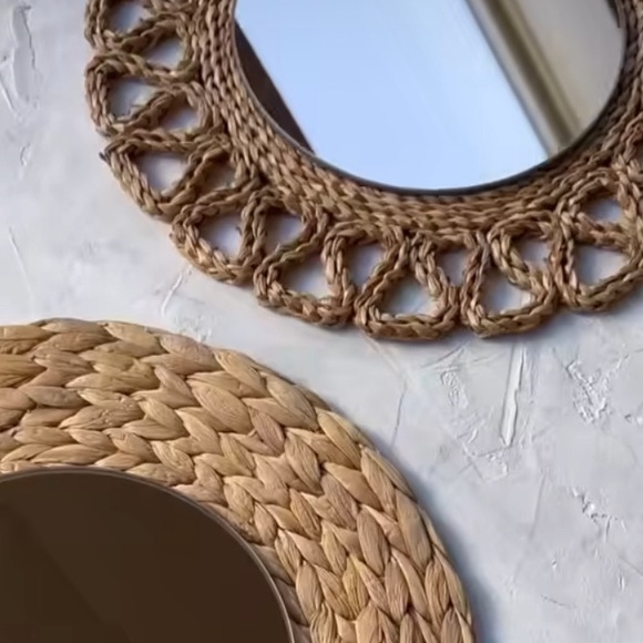 Set of 8 Boho Flower Seagrass & Corn Husk Placemats - Picture 3 of 7